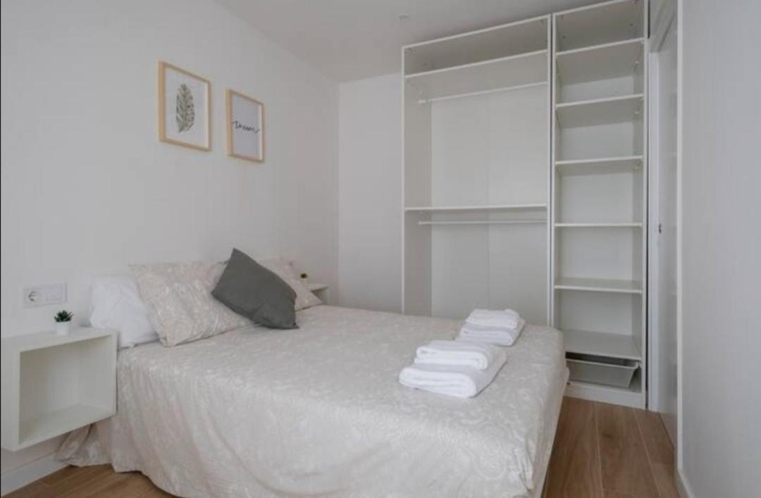 סנט אדריה דה בסוס Apartment Close To The Beach מראה חיצוני תמונה
