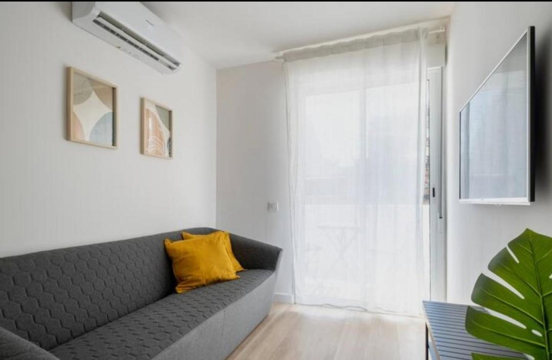 סנט אדריה דה בסוס Apartment Close To The Beach מראה חיצוני תמונה