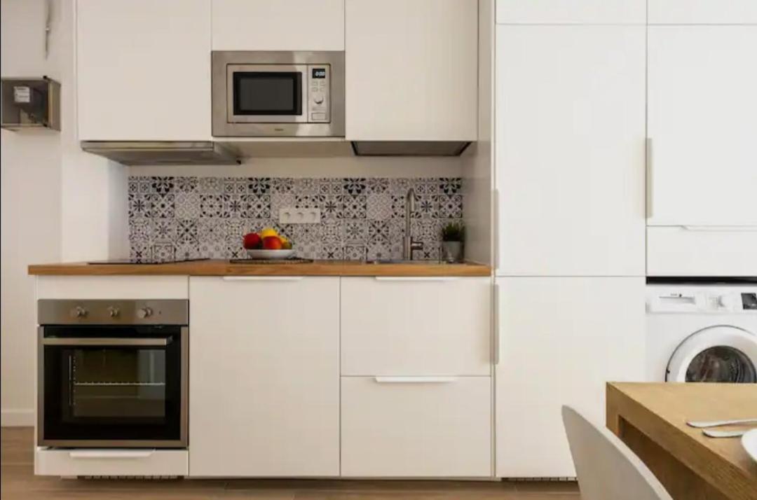 סנט אדריה דה בסוס Apartment Close To The Beach מראה חיצוני תמונה